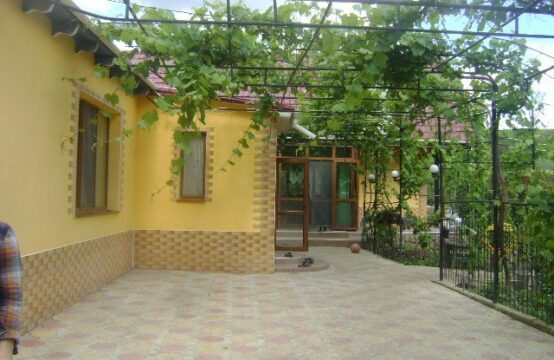 Se vinde casă s. Lebedenco