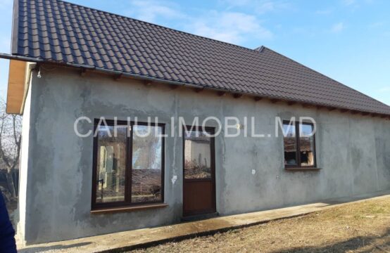 Se vinde casă s. Vadul lui Isac