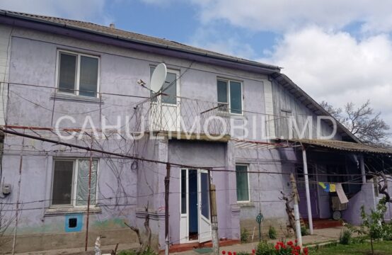 De vânzare casă cu 2 nivele în satul Giurgiulești