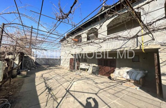 СРОЧНО продается 2-х этажный дом р-н Спирина