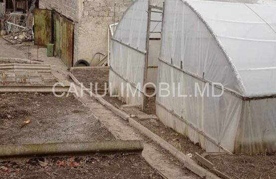 Продаются 2 дома в одном дворе рядом с Центром