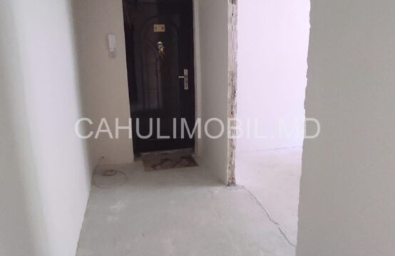 Spre vînzare apartament cu 2 camere sector Lapaevca