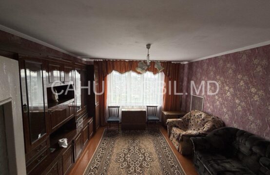 Продается 2-х комнатная квартира 143 серии, 15 МКР