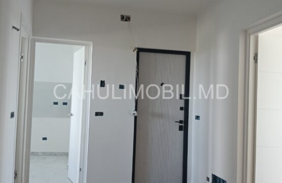 Se vinde apartament cu 2 odăi în regiunea Micro-15